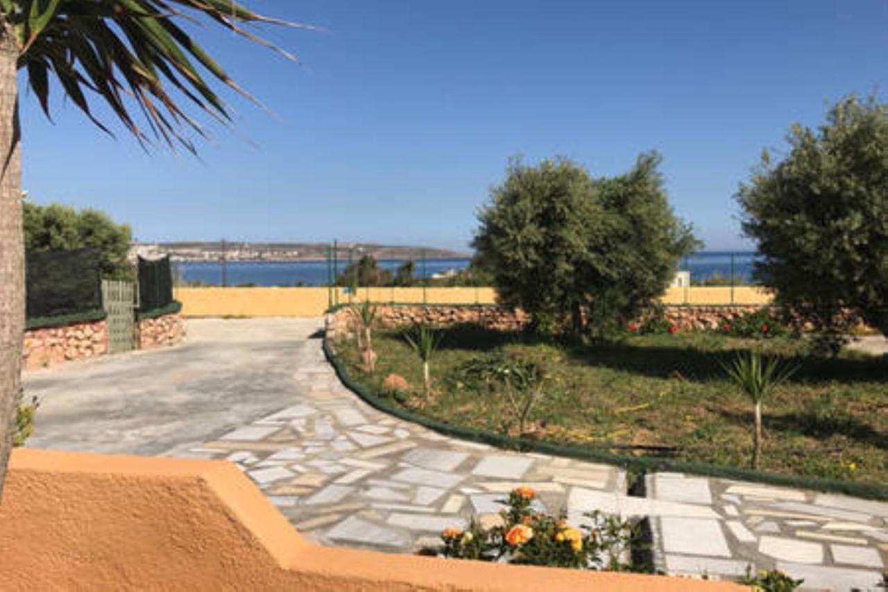 Makis Apartments Sitia  Exteriör bild