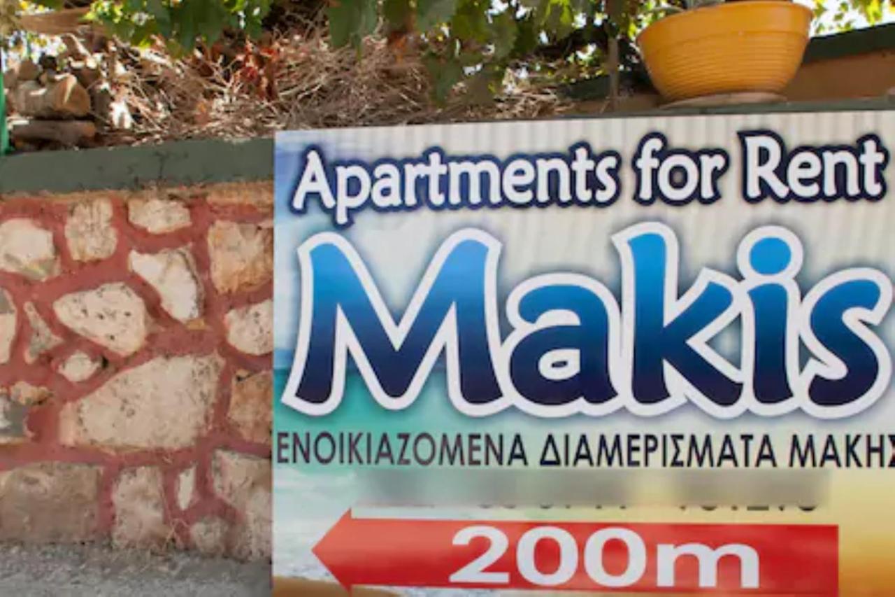 Makis Apartments Sitia  Exteriör bild